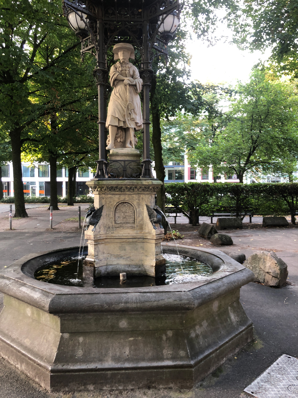 Vierländerinnenbrunnen
