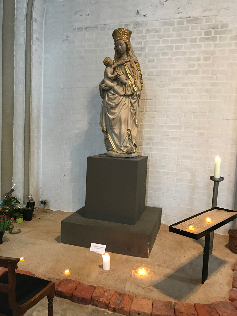 Statue Heilige Maria