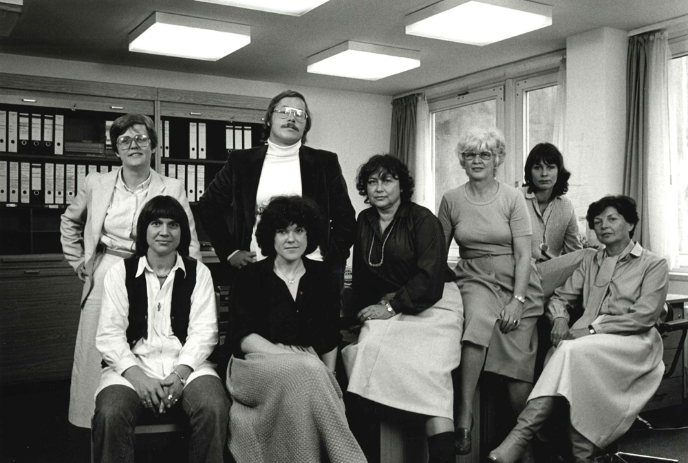 Gruppenfoto, sieben Frauen, ein Mann