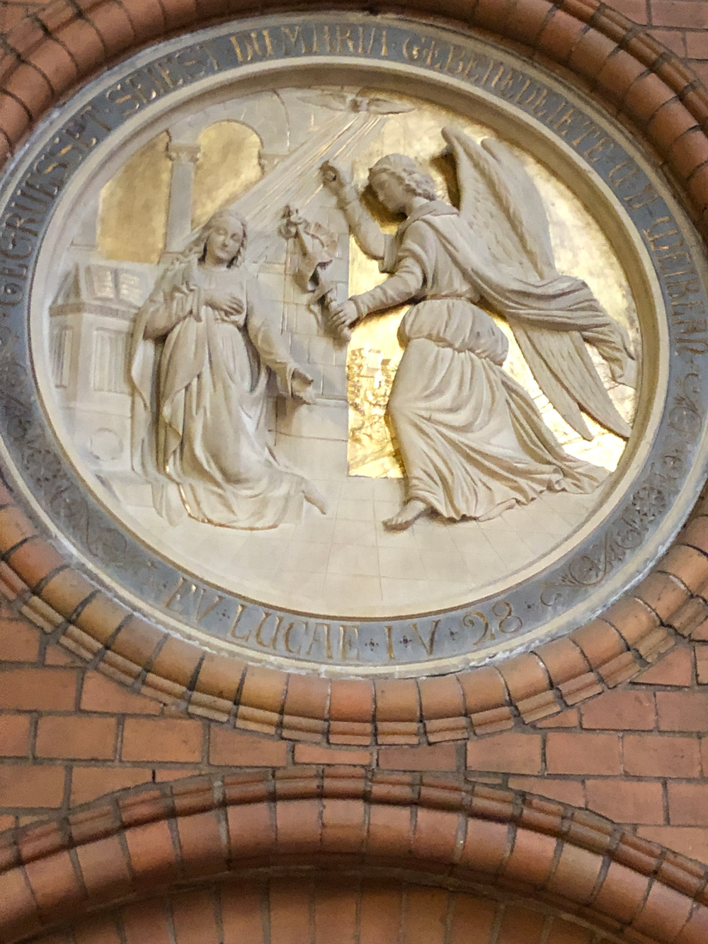 Rundes Relief
