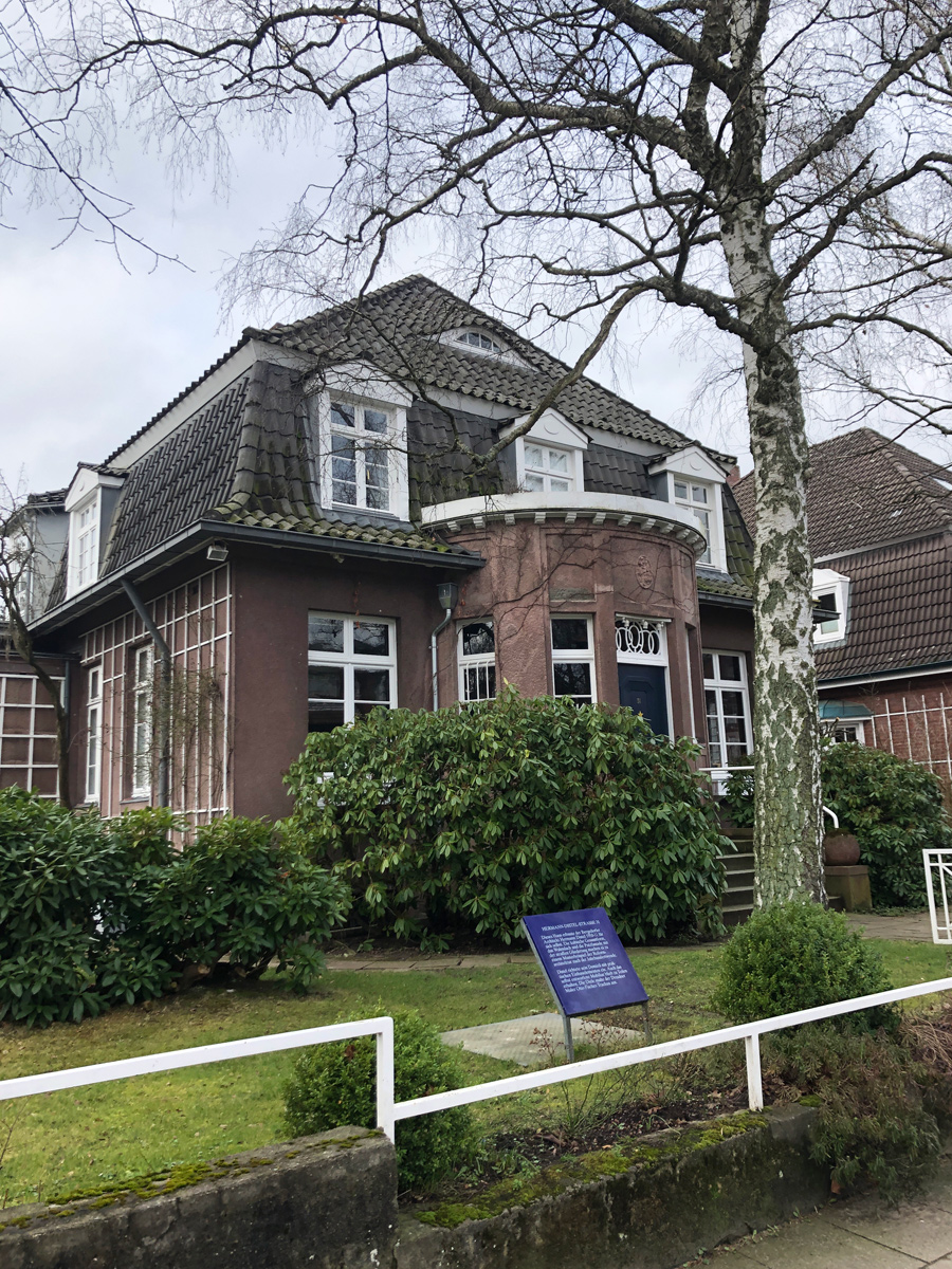 1233 Distel Wohnhaus