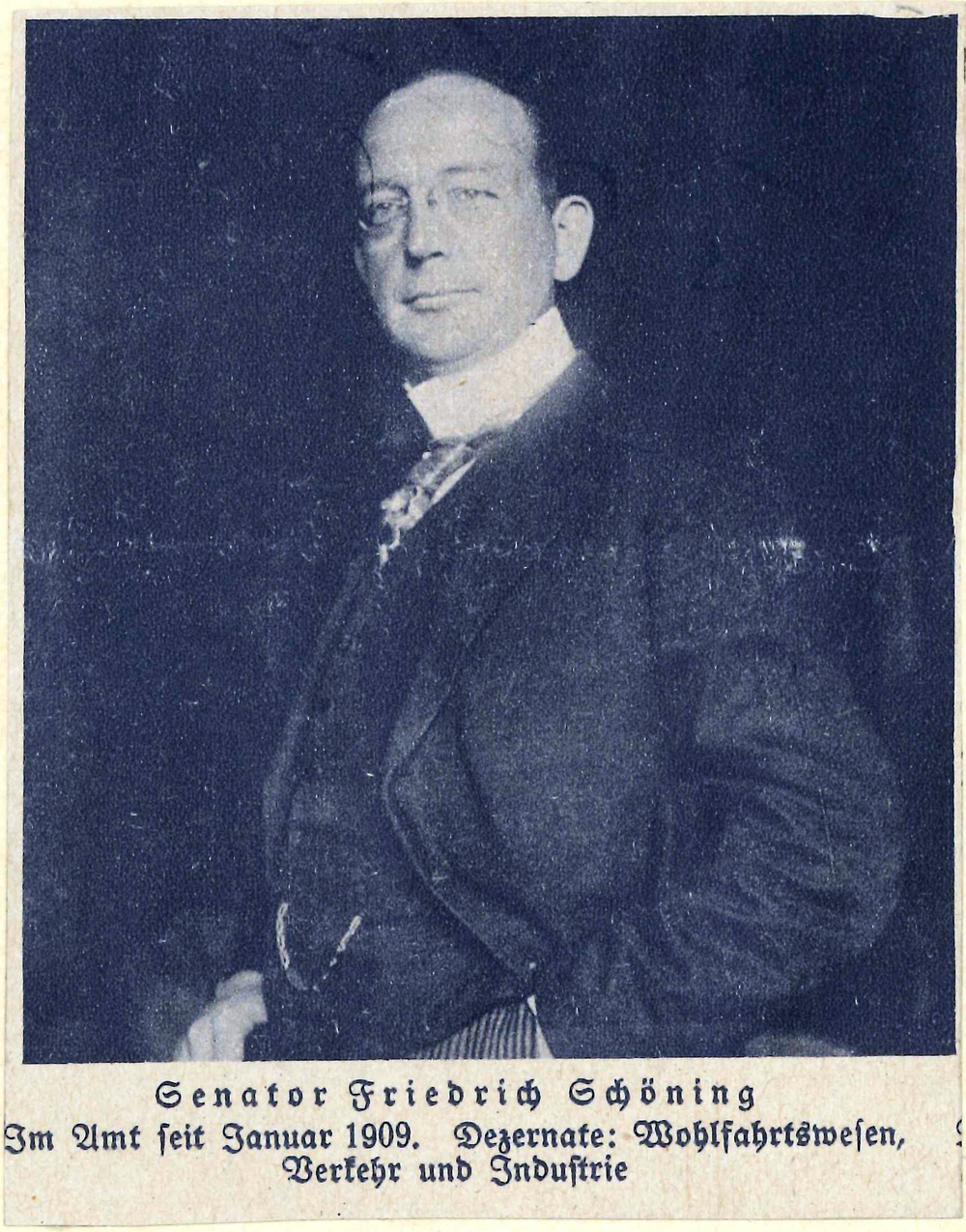 Foto eines Mannes mit Monokel