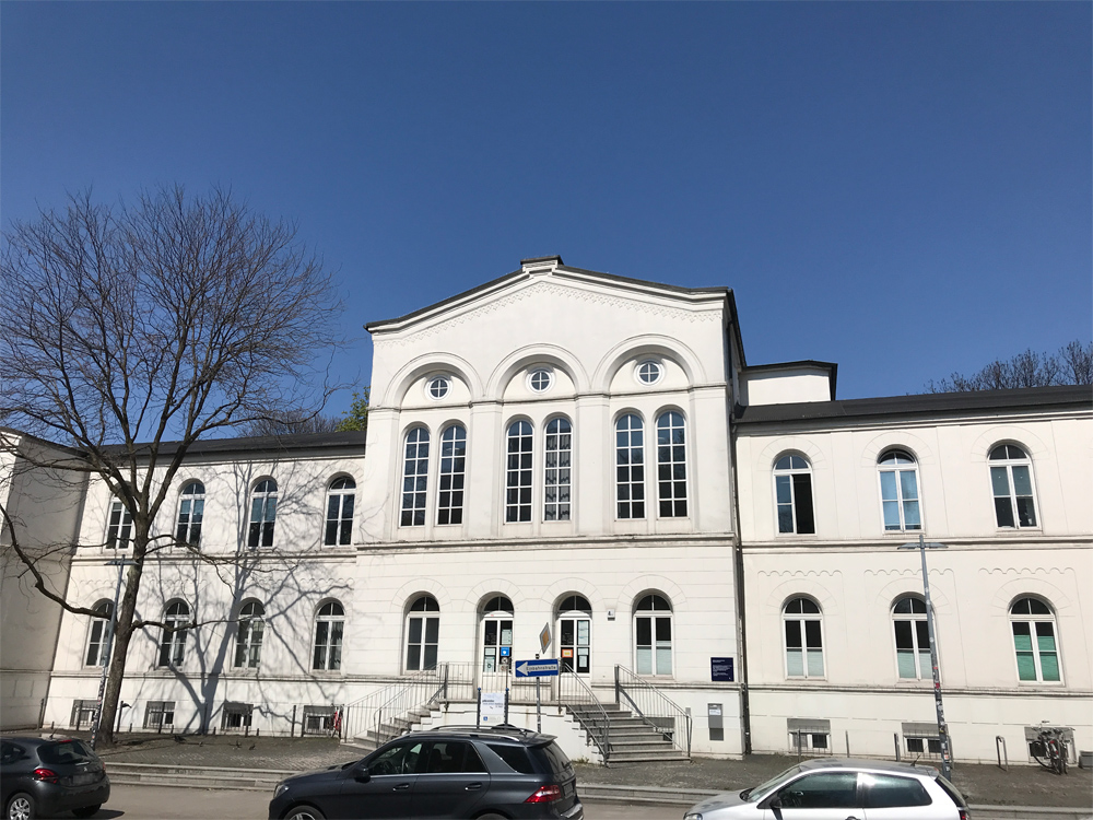 Weißes Gebäude